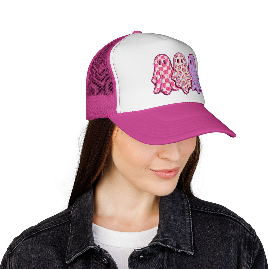 Pink Patterned Ghosts Trucker Cap – Cute Pastel Halloween Mesh Hat